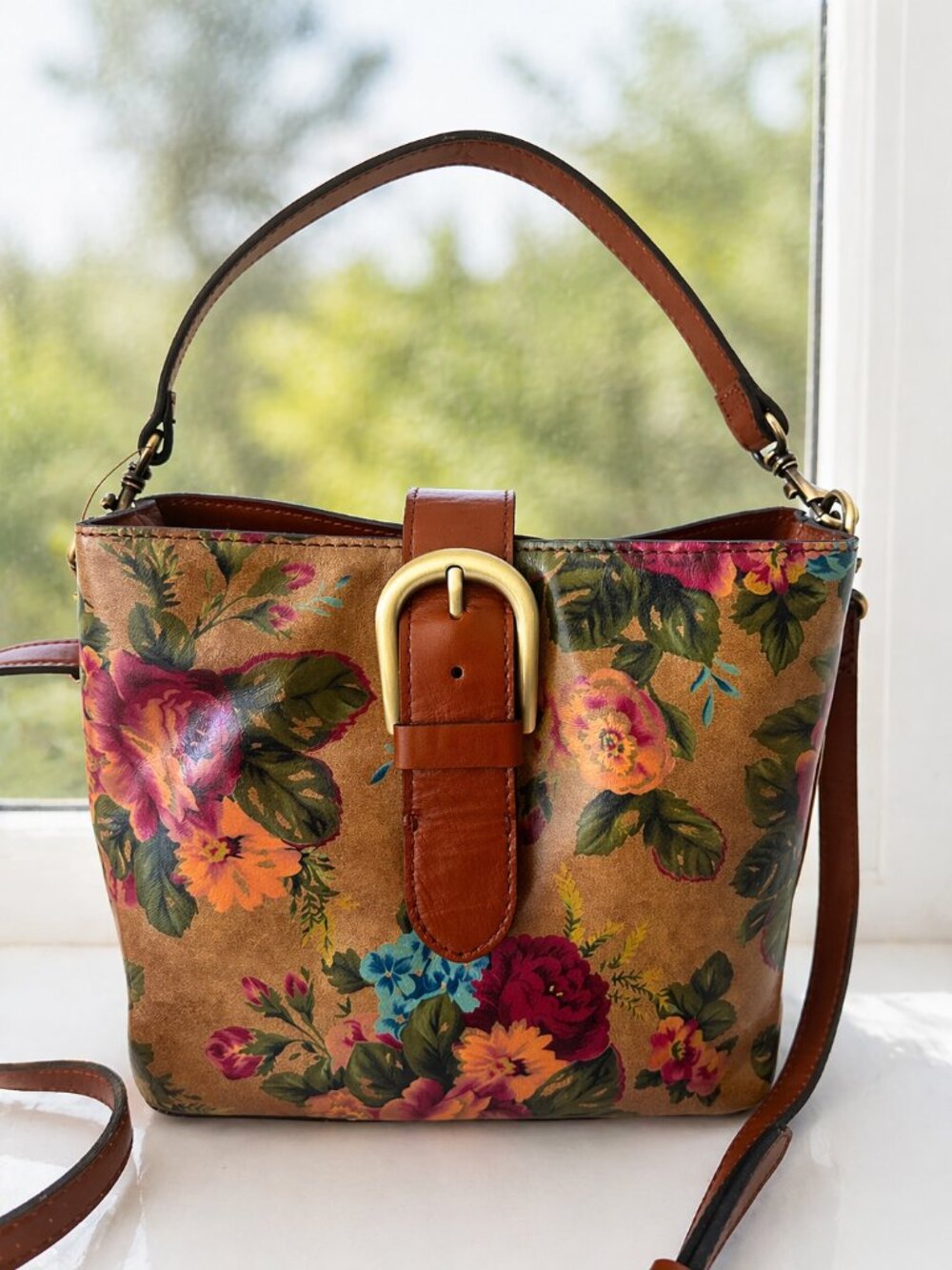 Patricia Nash Irving Bucket Handbag Leath Distressed Vintage Victorian Garden